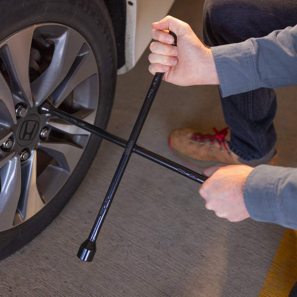 Hyper Tough 18-inch Durable Carbon Steel Lug Wrench for Tire Replacement