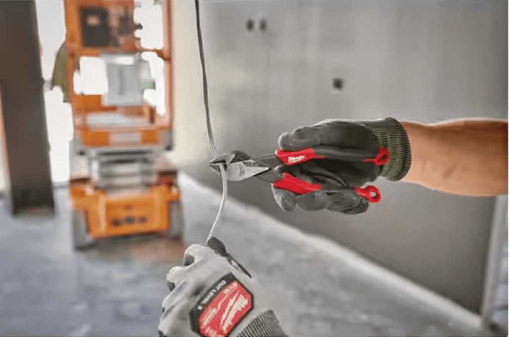 Milwaukee Tool 8 Diagonal Comfort Grip Cutting Pliers (USA)