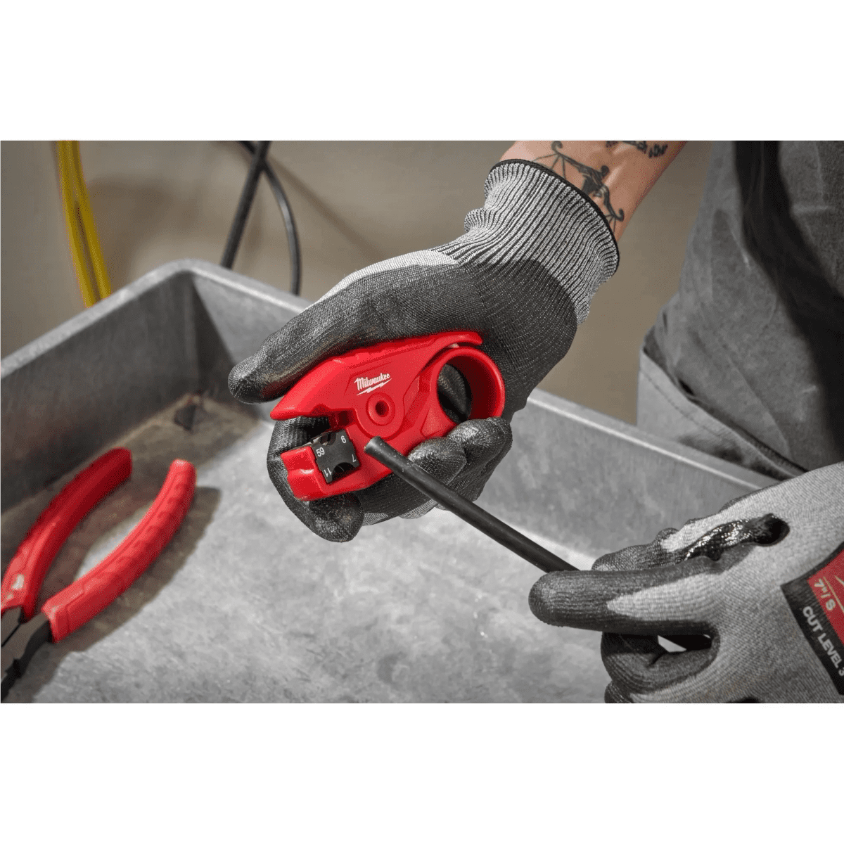 Milwaukee Tool Coax Stripper
