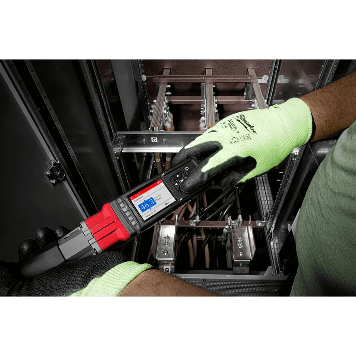 Milwaukee 2465-20 M12 FUEL 3/8 Digital Torque Wrench with ONE-KEY